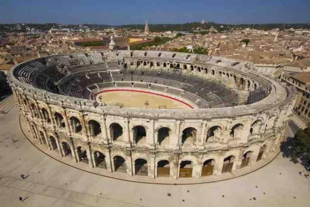 Le Jad Joli F2 Proche Gare, Arenes Avec Terrasse Privee Διαμέρισμα Νιμ Εξωτερικό φωτογραφία